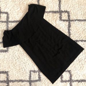 Charles Henry - Off the shoulder - Small